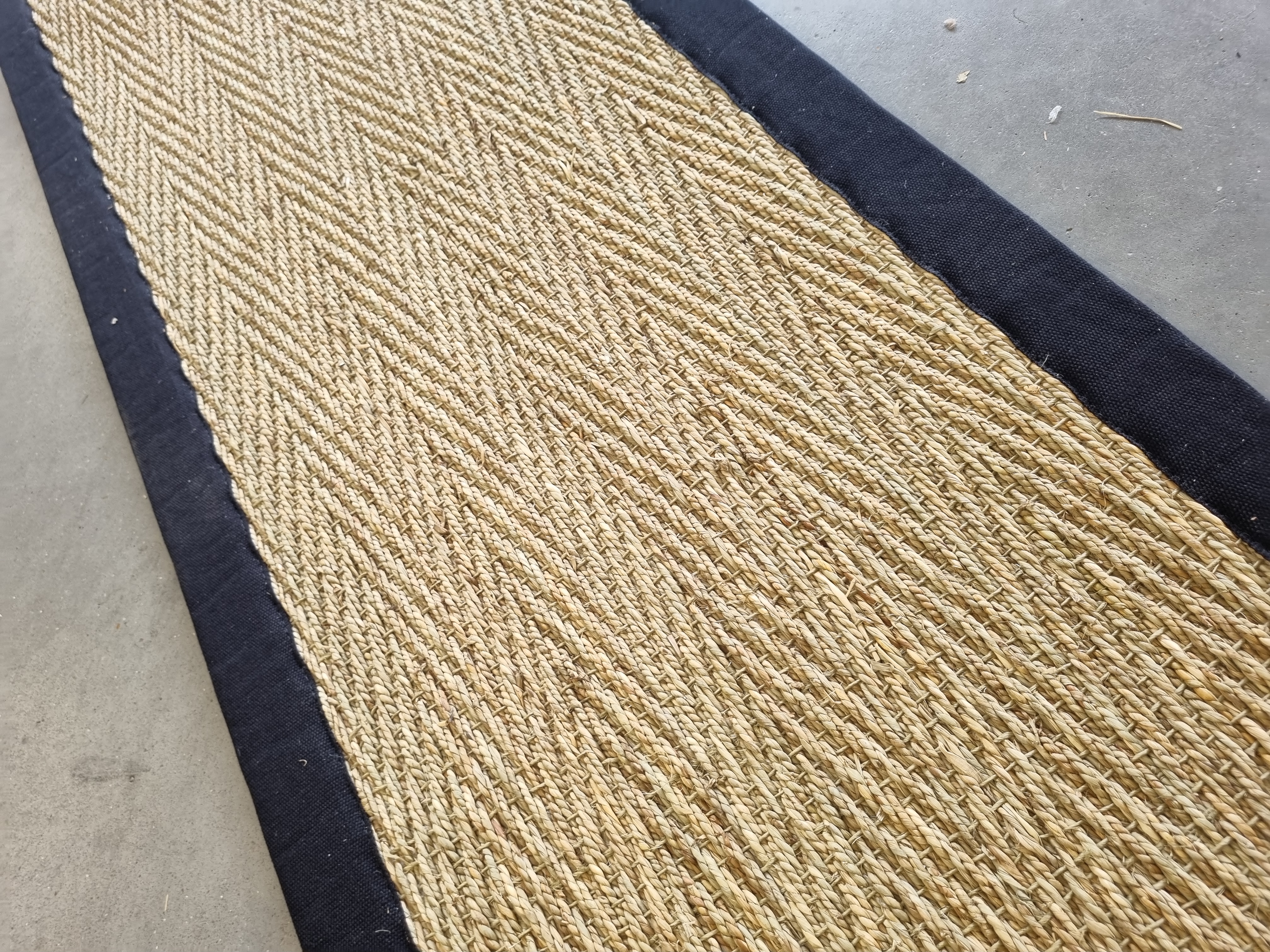 Seagrass herringbone fine floor runner with cotton border