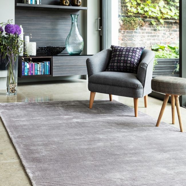 Beautiful grey rug cut to size